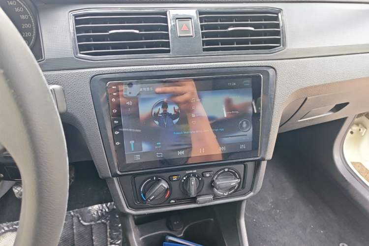 Used Volkswagen Santana 2019 1.5L Manual Fashion Edition China VI Standard Audio And AC Panel