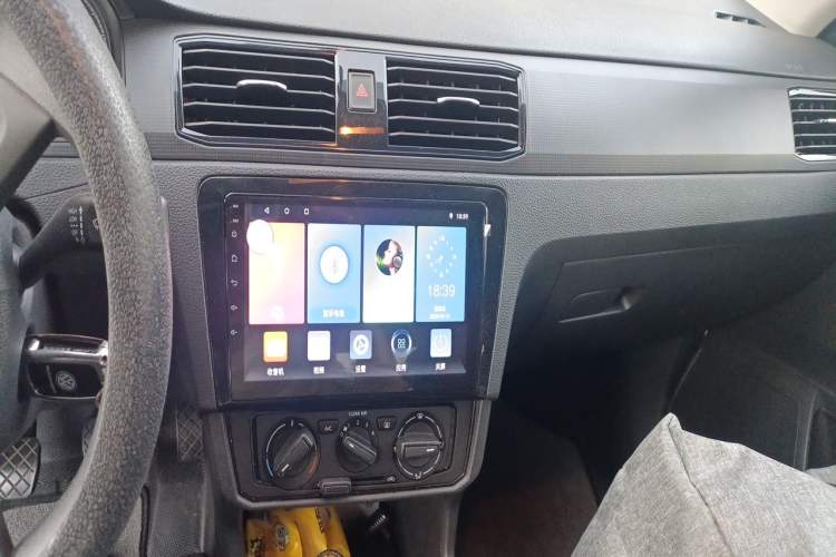 Used Volkswagen Santana 2019 HaoNa 1.5L Manual Fashion Edition China VI Standard Audio And AC Panel