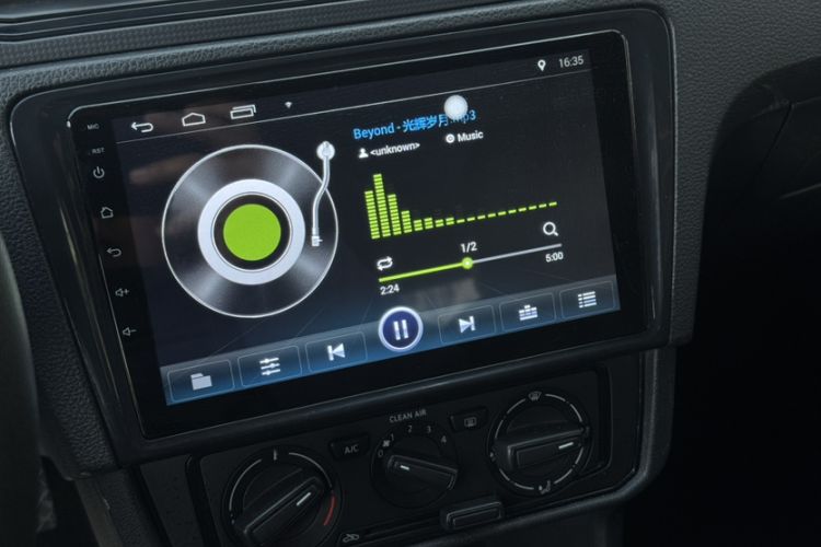 Used Volkswagen Santana 2019 1.5L Automatic Fashion Edition China VI Audio And AC Panel