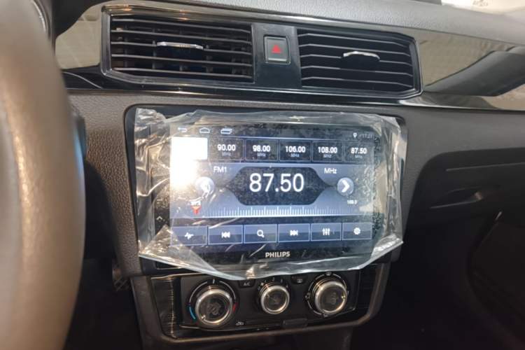 Used Volkswagen Santana 2019 1.5L Manual Fashion Edition China VI Standard Audio And AC Panel