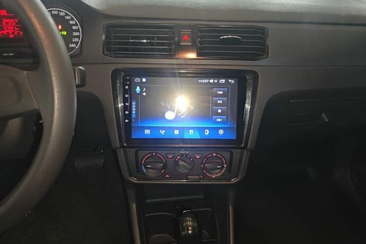 Used Volkswagen Santana 2019 1.5L Automatic Fashion Edition China VI Audio And AC Panel