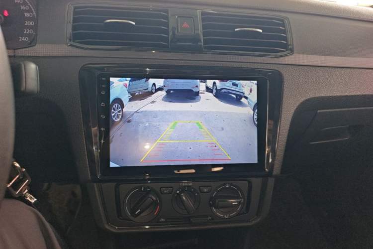 Used Volkswagen Santana 2019 1.5L Automatic Fashion Edition China VI Audio And AC Panel