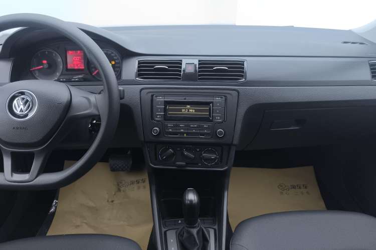 Used Volkswagen Santana 2019 1.5L Automatic Fashion Edition China VI Audio And AC Panel