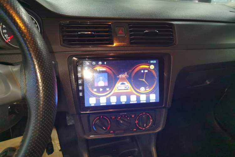 Used Volkswagen Santana 2019 1.5L Automatic Fashion Edition China VI Audio And AC Panel