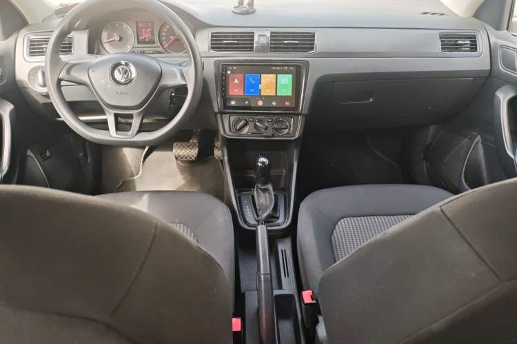 Used Volkswagen Santana 2019 1.5L Automatic Fashion Edition China VI Center Console