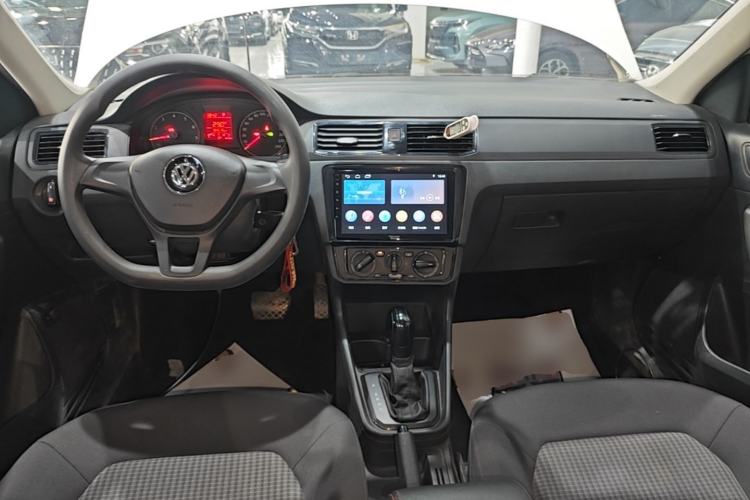Used Volkswagen Santana 2019 1.5L Automatic Fashion Edition China VI Center Console