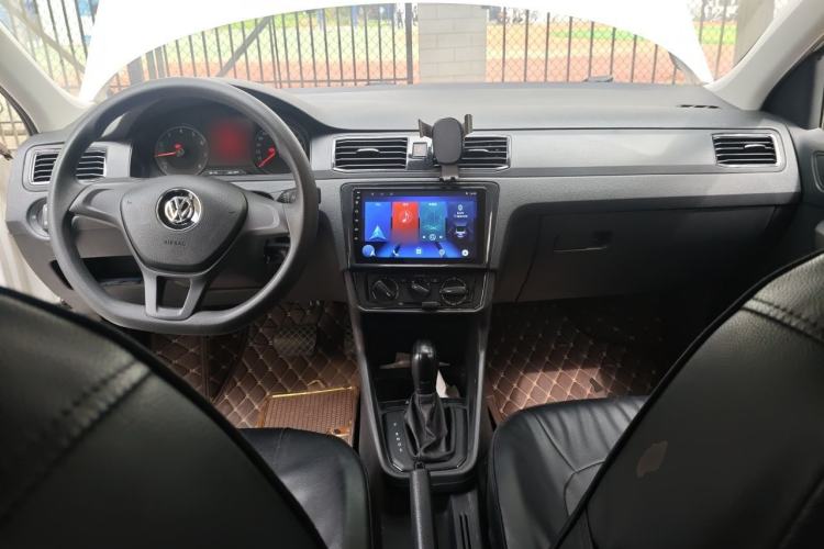 Used Volkswagen Santana 2019 1.5L Automatic Fashion Edition China VI Center Console