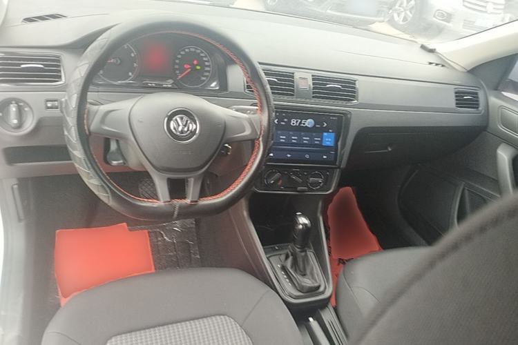 Used Volkswagen Santana 2019 1.5L Automatic Fashion Edition China VI Center Console