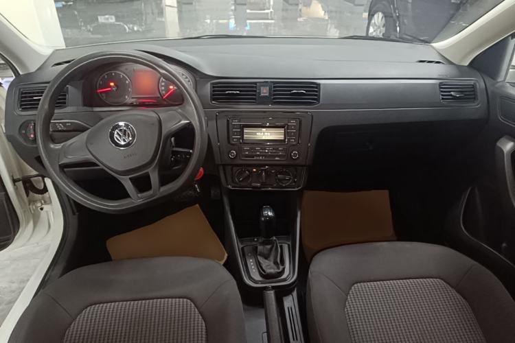 Used Volkswagen Santana 2019 1.5L Automatic Comfort Edition China VI Standard Center Console