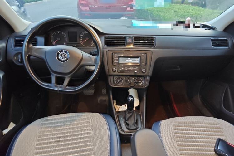 Used Volkswagen Santana 2019 1.5L Automatic Fashion Edition China VI Center Console