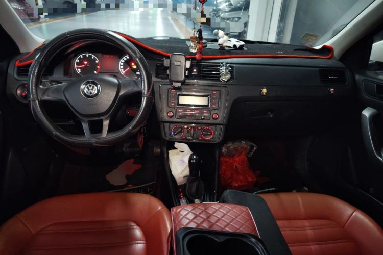 Used Volkswagen Santana 2019 1.5L Automatic Fashion Edition China VI Center Console