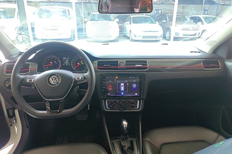 Used Volkswagen Santana 2019 Haval H6 1.5L Automatic Comfort Edition China VI Standard Center Console