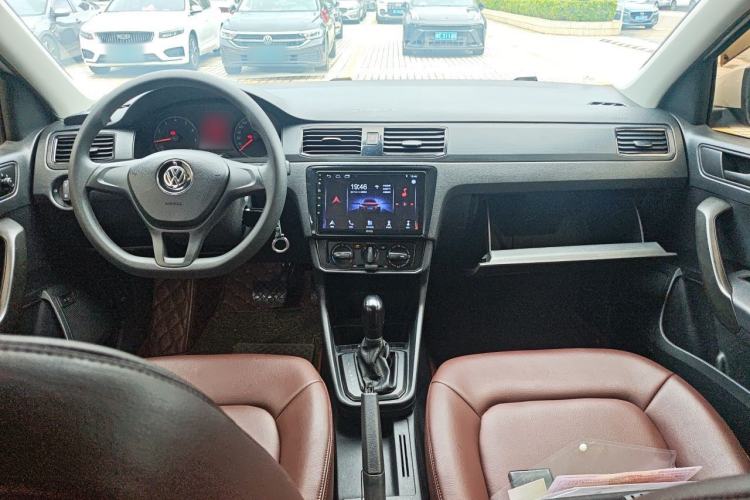 Used Volkswagen Santana 2019 1.5L Automatic Fashion Edition China VI Center Console