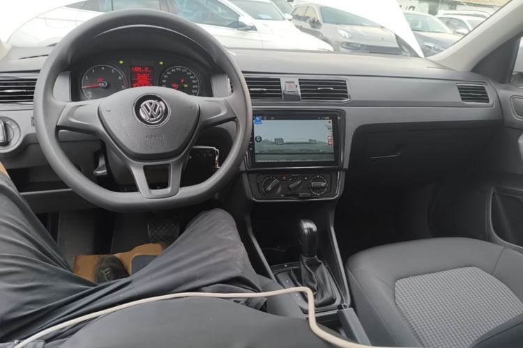 Used Volkswagen Santana 2019 1.5L Automatic Fashion Edition China VI Center Console