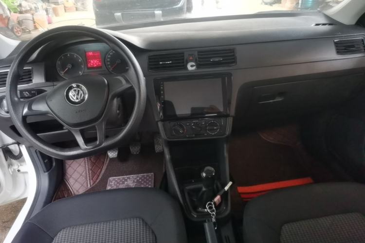 Used Volkswagen Santana 2019 1.5L Manual Fashion Edition China VI Standard Center Console
