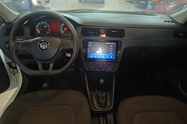 Used Volkswagen Santana 2019 1.5L Automatic Fashion Edition China VI Center Console