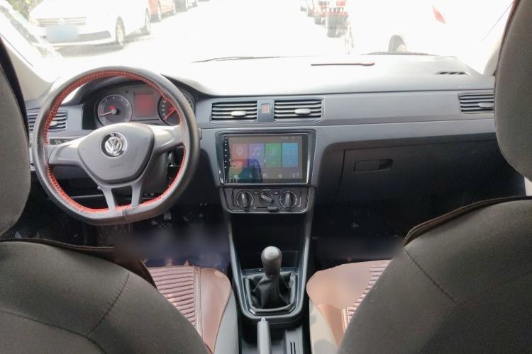 Used Volkswagen Santana 2019 1.5L Manual Fashion Edition China VI Standard Center Console