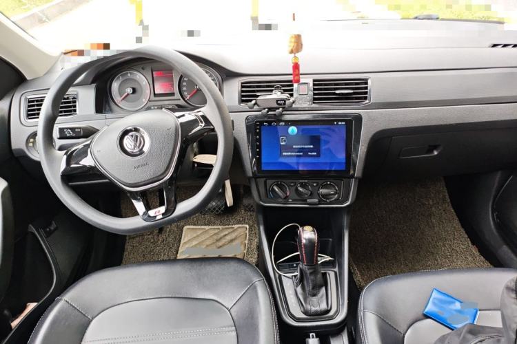 Used Volkswagen Santana 2019 1.5L Automatic Fashion Edition China VI Center Console