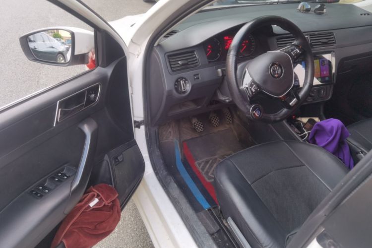 Used Volkswagen Santana 2019 1.5L Manual Fashion Edition China VI Standard Driver Seat