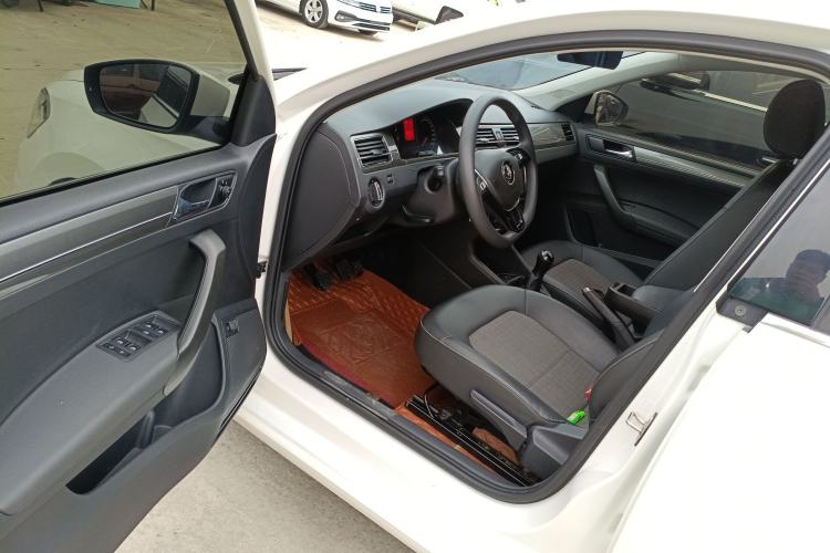 Used Volkswagen Santana 2019 1.5L Manual Comfort Edition China VI Standard Driver Seat