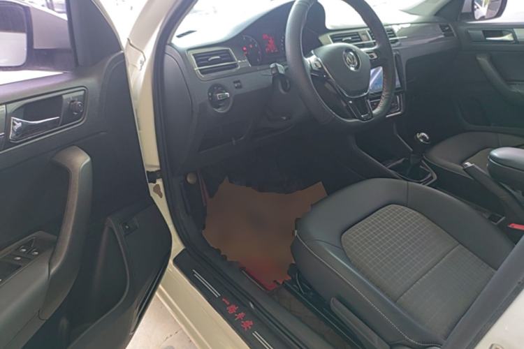Used Volkswagen Santana 2019 1.5L Manual Comfort Edition China VI Standard Driver Seat