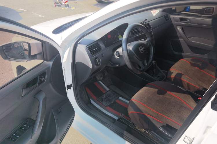Used Volkswagen Santana 2019 1.5L Automatic Fashion Edition China VI Driver Seat