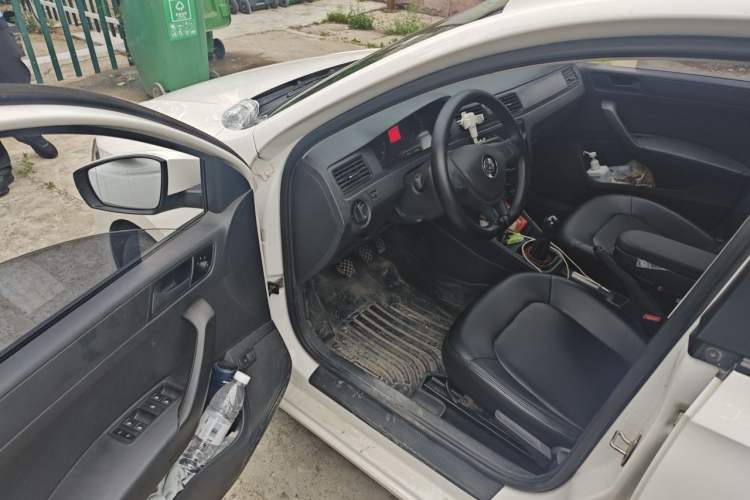 Used Volkswagen Santana 2019 1.5L Manual Fashion Edition China VI Standard Driver Seat
