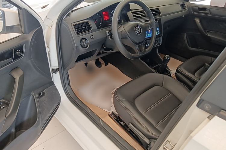Used Volkswagen Santana 2019 1.5L Manual Fashion Edition China VI Standard Driver Seat