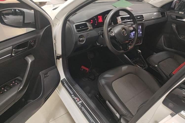 Used Volkswagen Santana 2019 1.5L Automatic Comfort Edition China VI Standard Driver Seat