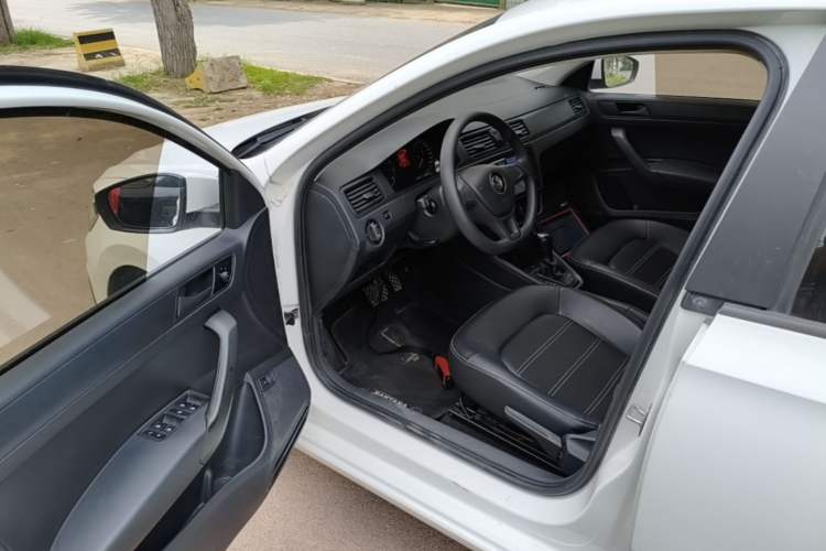 Used Volkswagen Santana 2019 1.5L Automatic Fashion Edition China VI Driver Seat