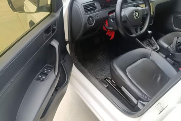 Used Volkswagen Santana 2019 1.5L Automatic Fashion Edition China VI Driver Seat