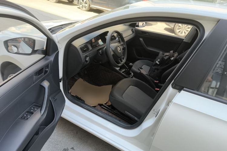 Used Volkswagen Santana 2019 1.5L Manual Fashion Edition China VI Standard Driver Seat