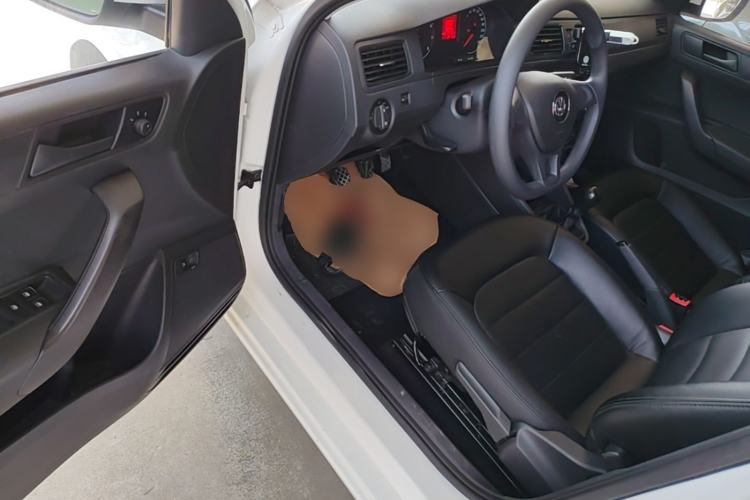 Used Volkswagen Santana 2019 1.5L Manual Fashion Edition China VI Standard Driver Seat