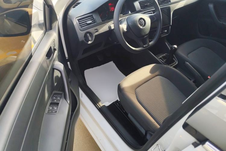 Used Volkswagen Santana 2019 1.5L Manual Fashion Edition China VI Standard Driver Seat
