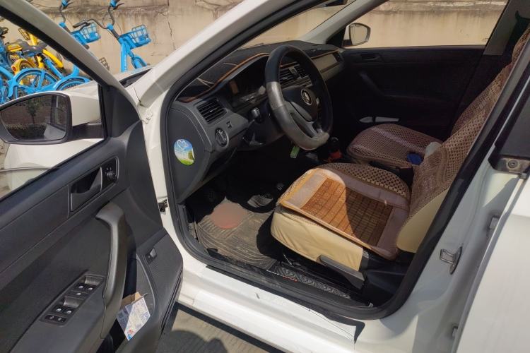 Used Volkswagen Santana 2019 1.5L Manual Fashion Edition China VI Standard Driver Seat