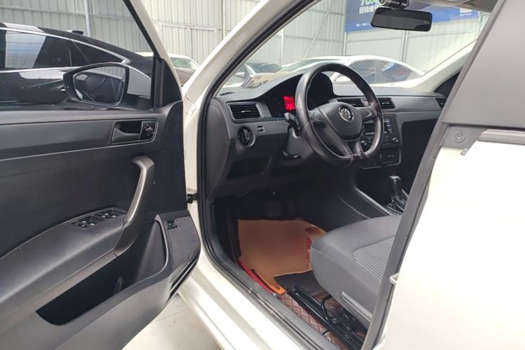 Used Volkswagen Santana 2019 1.5L Automatic Fashion Edition China VI Driver Seat