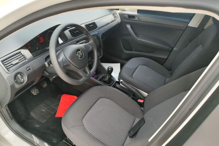 Used Volkswagen Santana 2019 1.5L Manual Fashion Edition China VI Standard Driver Seat