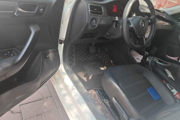 Used Volkswagen Santana 2019 1.5L Automatic Comfort Edition China VI Standard Driver Seat