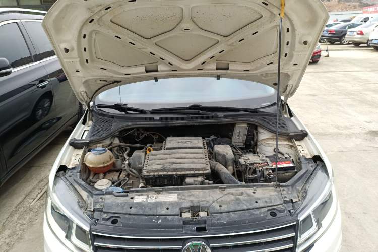 Used Volkswagen Santana 2019 1.5L Manual Comfort Edition China VI Standard Engine Bay