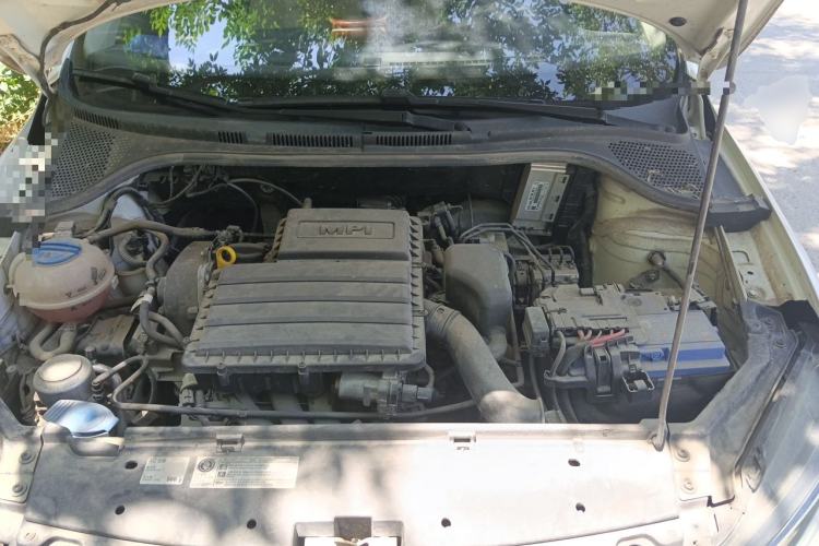 Used Volkswagen Santana 2019 1.5L Manual Fashion Edition China VI Standard Engine Bay