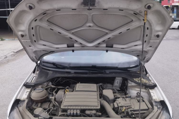 Used Volkswagen Santana 2019 1.5L Manual Fashion Edition China VI Standard Engine Bay