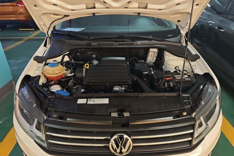 Used Volkswagen Santana 2019 1.5L Manual Fashion Edition China VI Standard Engine Bay