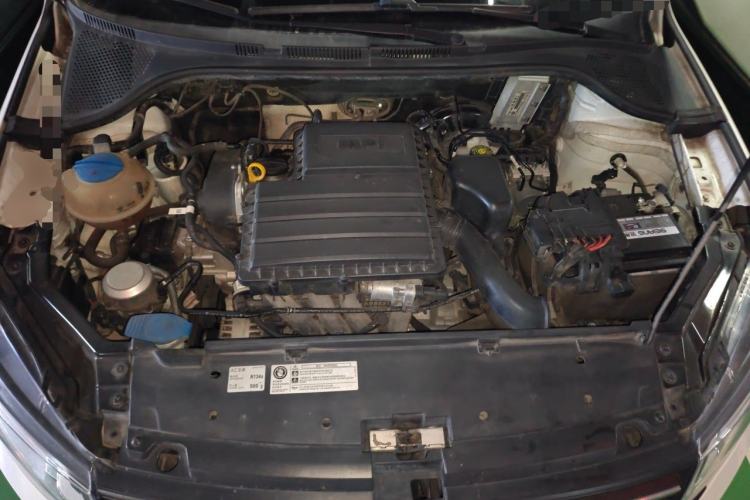 Used Volkswagen Santana 2019 1.5L Manual Fashion Edition China VI Standard Engine Bay