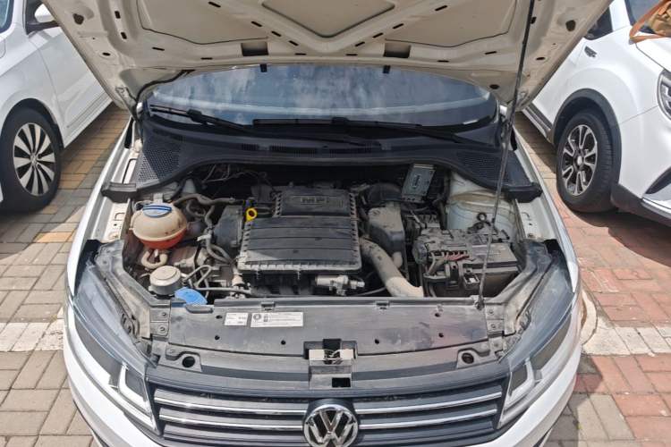 Used Volkswagen Santana 2019 1.5L Manual Fashion Edition China VI Standard Engine Bay