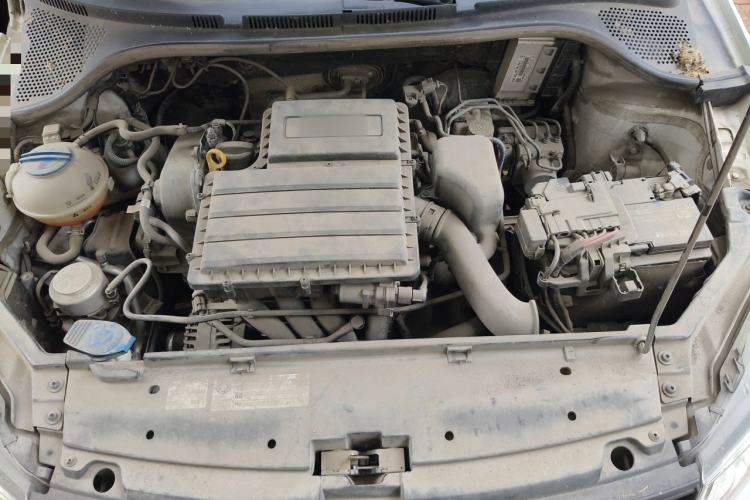Used Volkswagen Santana 2019 1.5L Manual Fashion Edition China VI Standard Engine Bay