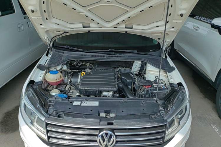 Used Volkswagen Santana 2019 1.5L Manual Comfort Edition China VI Standard Engine Bay