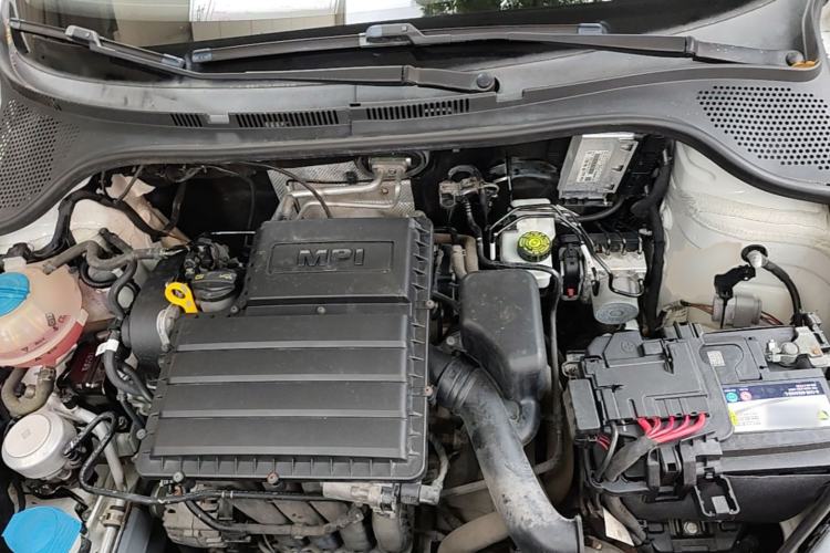 Used Volkswagen Santana 2019 1.5L Manual Fashion Edition China VI Standard Engine Bay