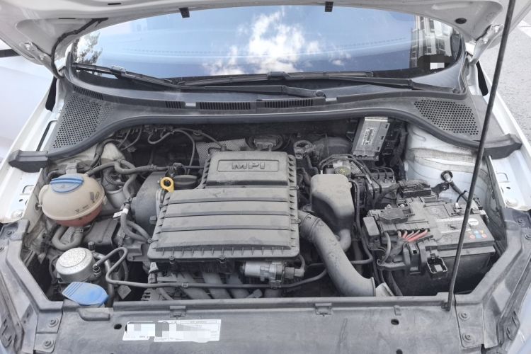 Used Volkswagen Santana 2019 1.5L Automatic Fashion Edition China VI Engine Bay