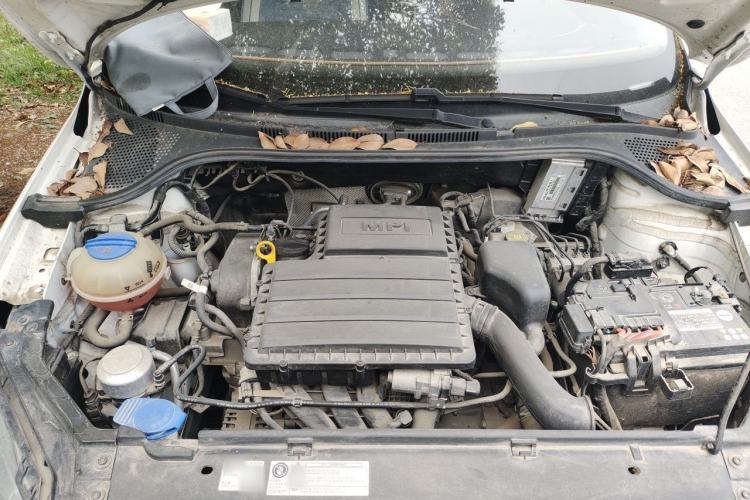 Used Volkswagen Santana 2019 1.5L Automatic Fashion Edition China VI Engine Bay