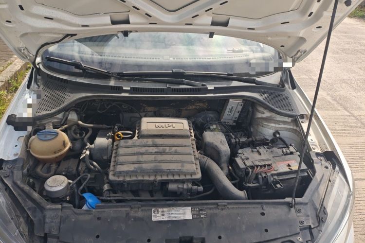 Used Volkswagen Santana 2019 1.5L Automatic Fashion Edition China VI Engine Bay